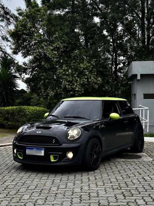 MINI COOPER 1.6 S 16V TURBO GASOLINA 2P AUTOMÁTICO